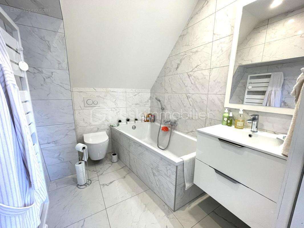 Maison à AIX-LES-BAINS