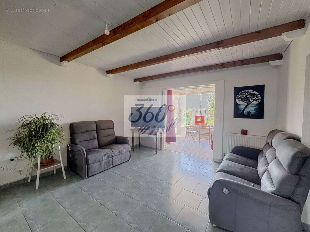Maison 147 m² à Louhans  - photo 6