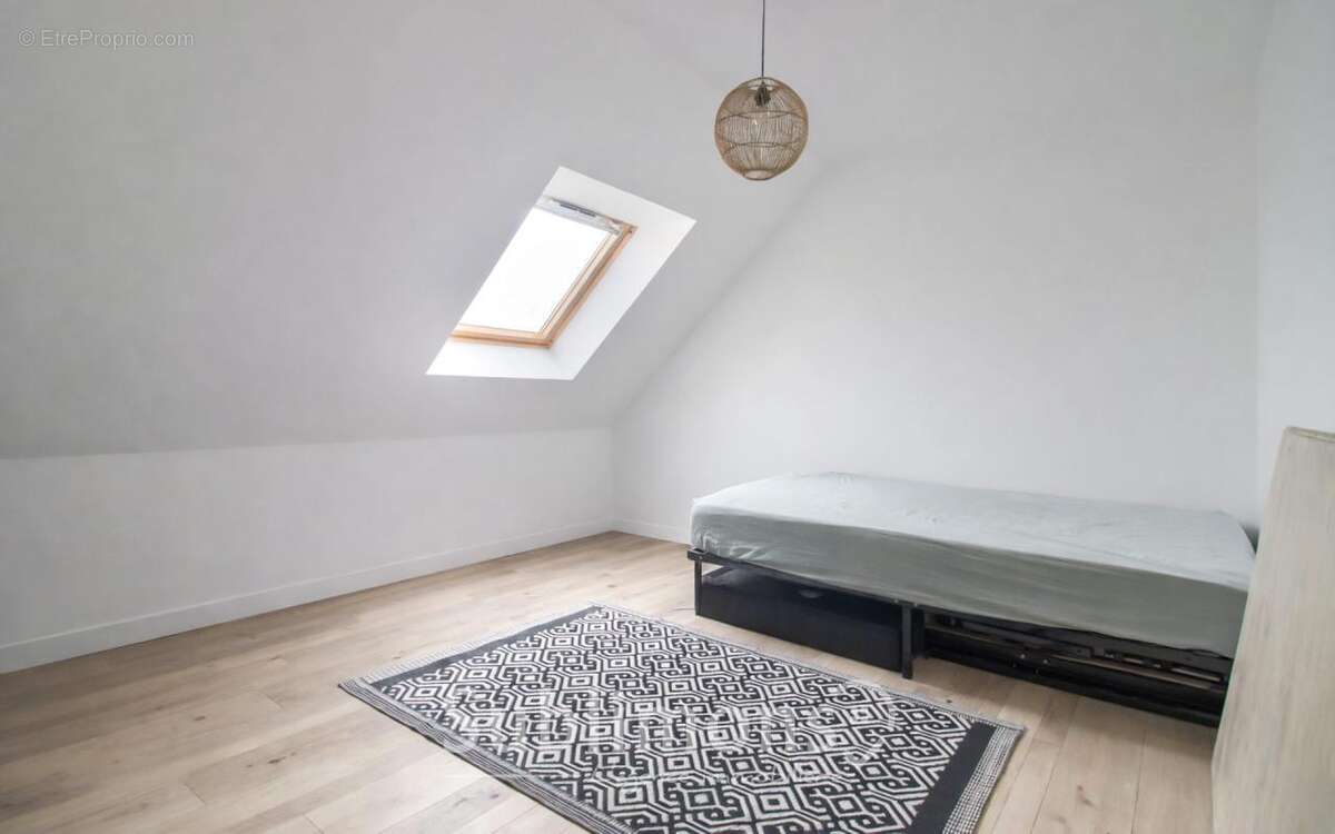 Maison à LOCOAL-MENDON