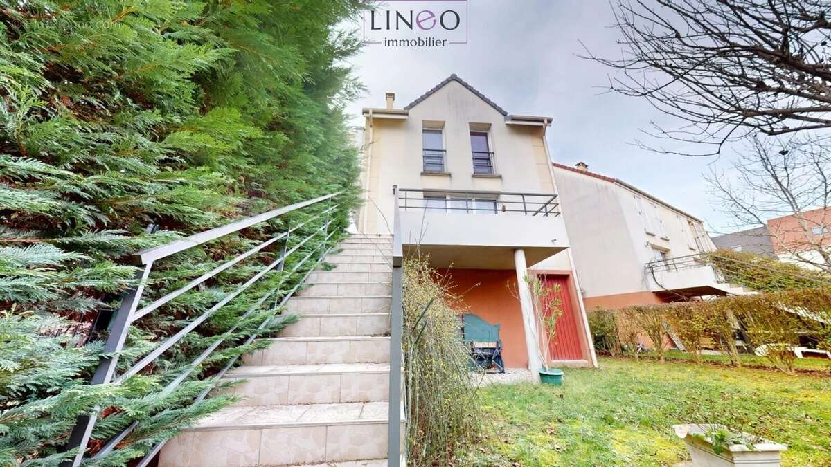 Maison à CHOISY-LE-ROI