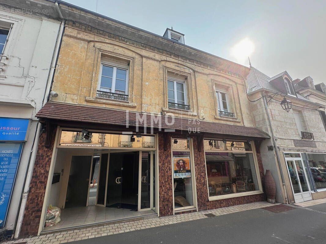 Appartement à LA CHARTRE-SUR-LE-LOIR
