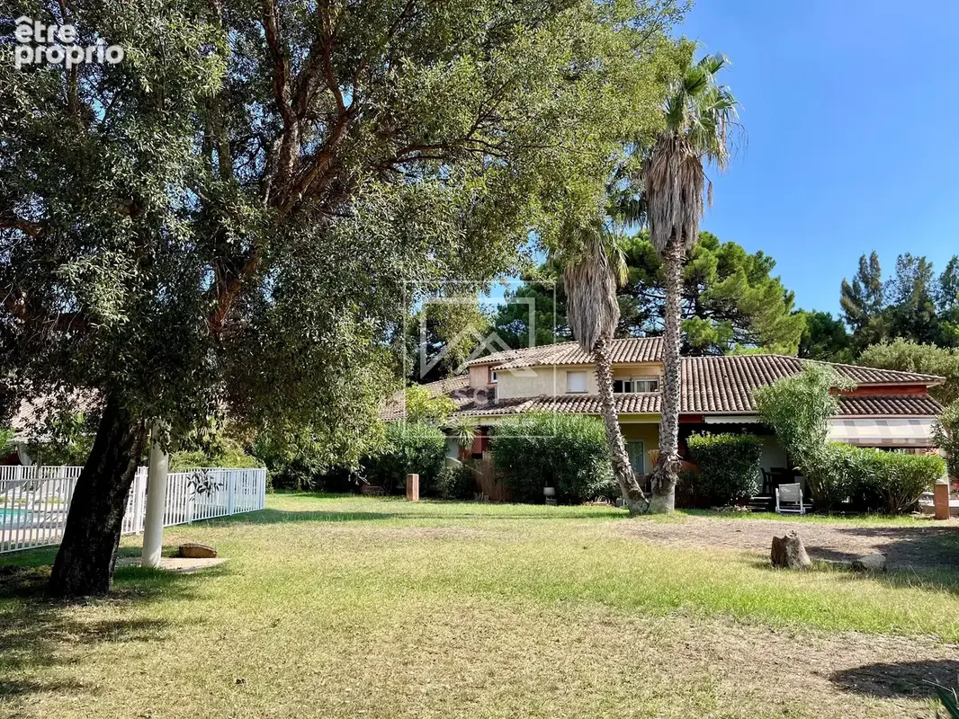 Mini-villa 2 chambres, résidence avec piscine entre Saint Cyprien et Cala Rossa - photo 13