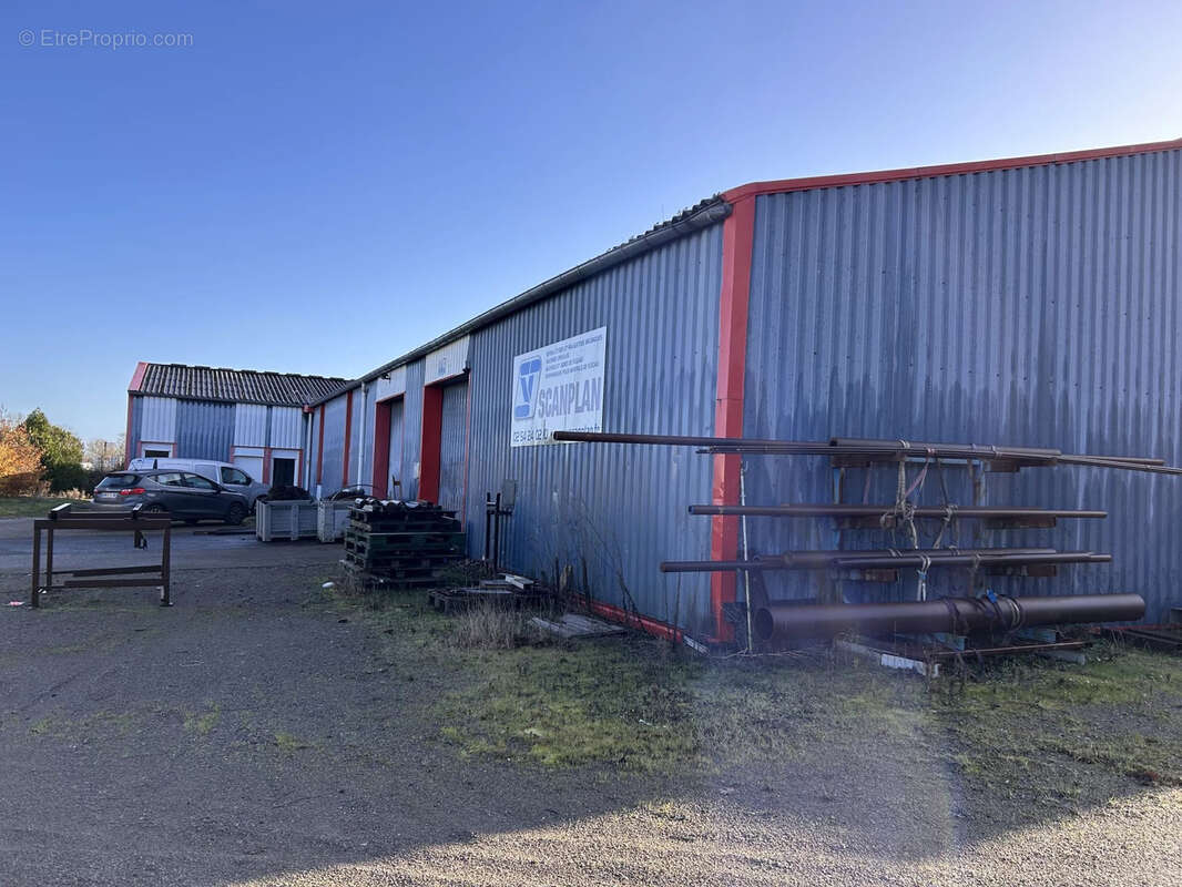 Commerce à ARGENTON-SUR-CREUSE