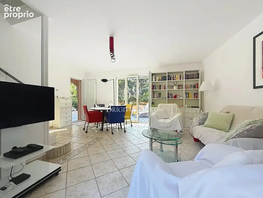 Villa a vendre à Sainte Maxime à pied de la plage - photo 6