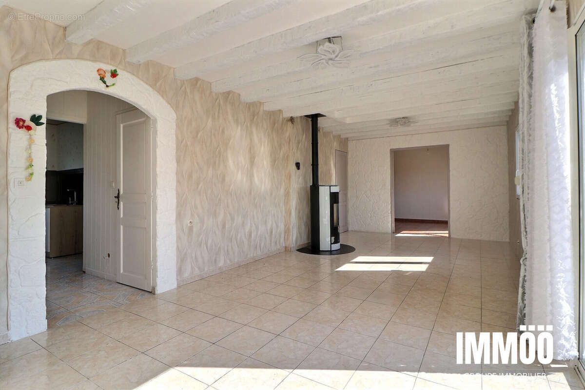 Maison à JUMIEGES