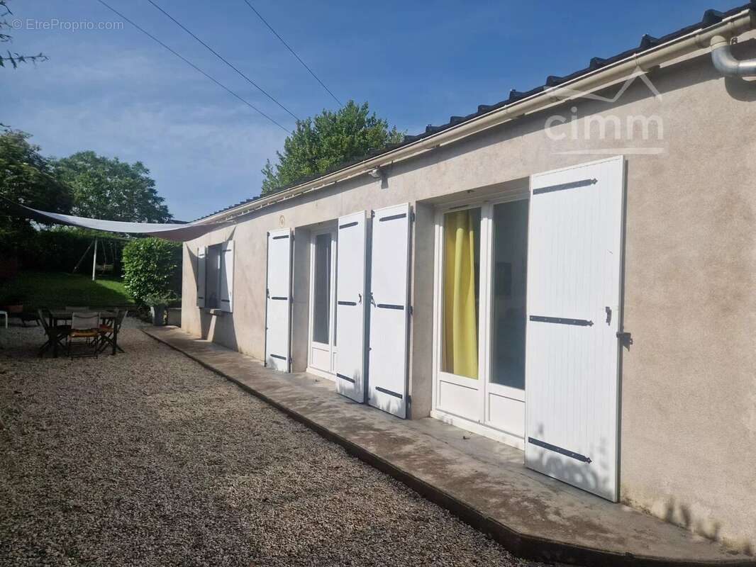 Maison à SAVONNIERES