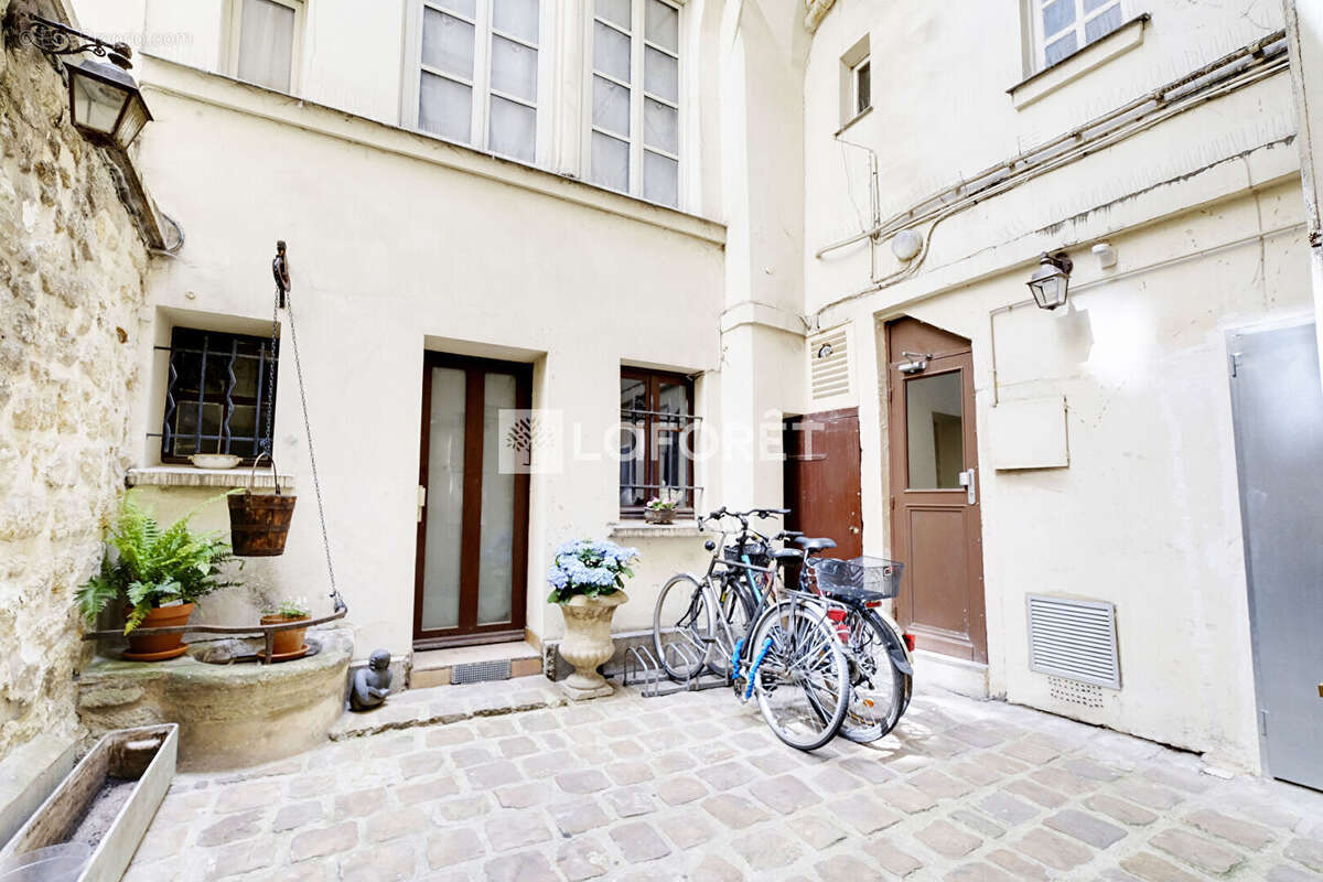 Appartement à PARIS-4E