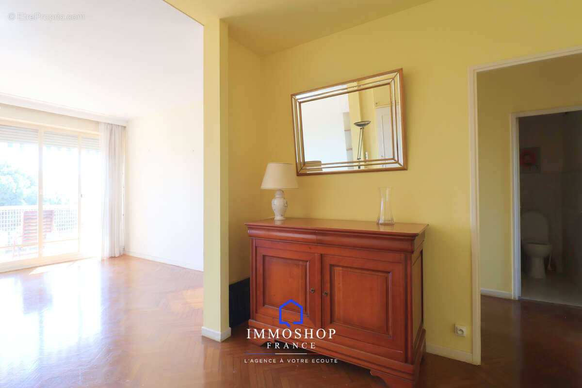 Appartement à MARSEILLE-8E