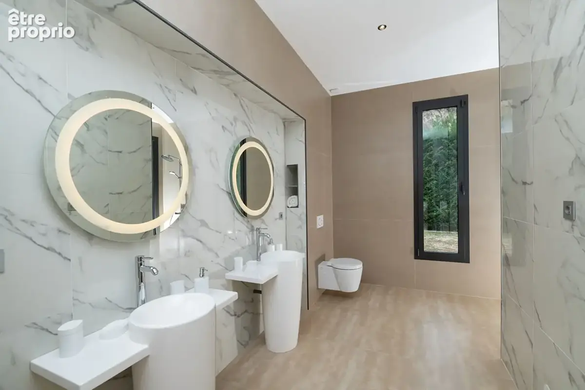 Auriol ? Villa de prestige 5 pièces 272 m² ? Piscine ? Parc 5 000 m² - photo 14