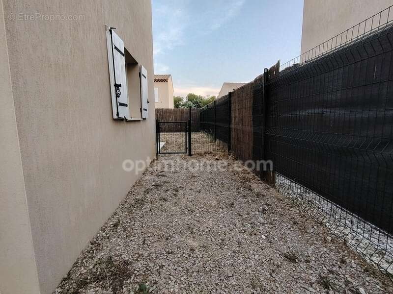 Maison à LA BASTIDONNE