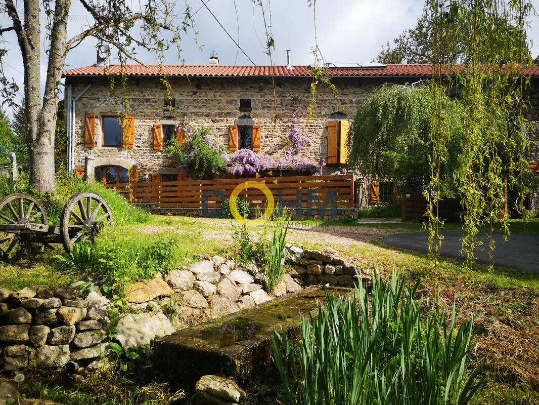 Maison à SAINT-JEAN-D'AUBRIGOUX