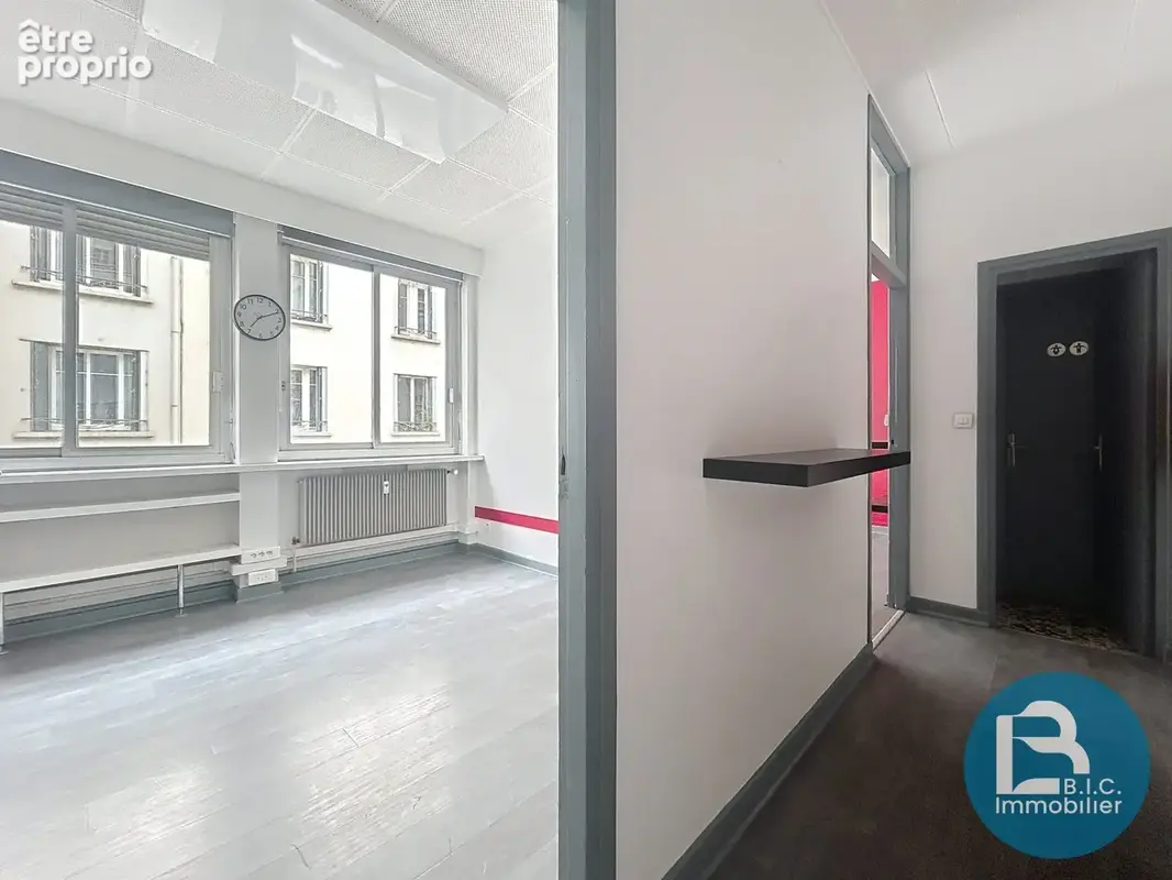 Commerce 45 m² à vendre à Lyon-7e (69007) - photo 2