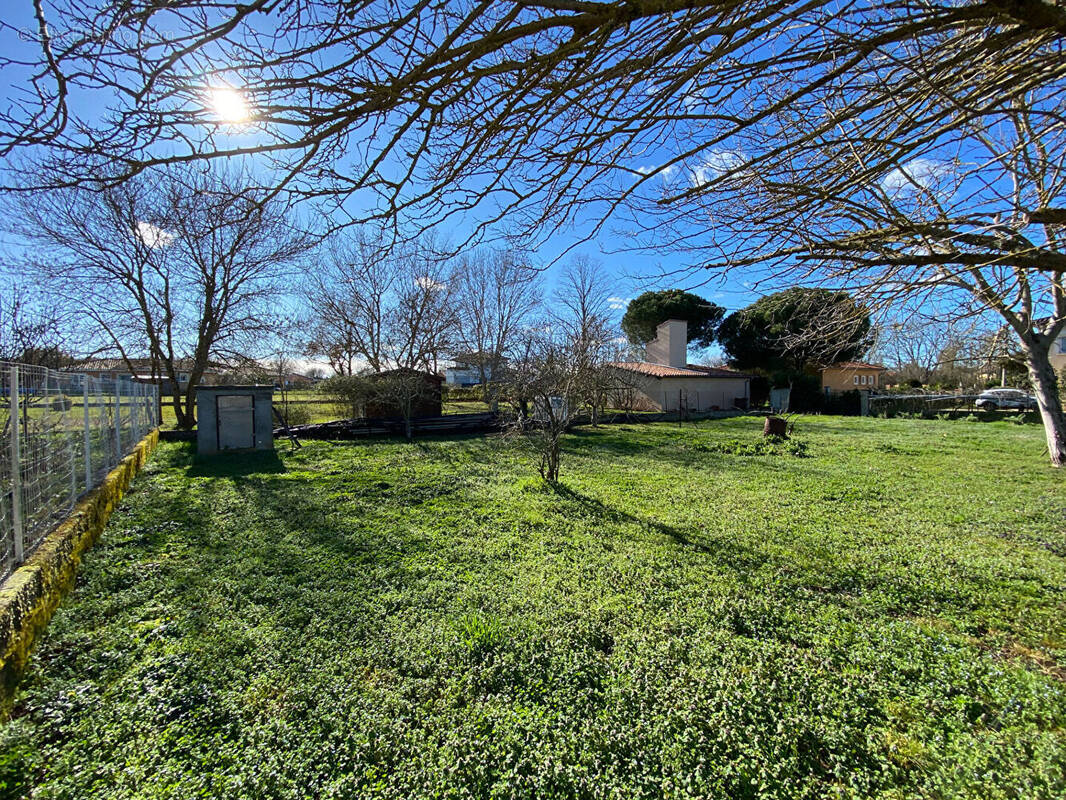 Terrain à LHERM