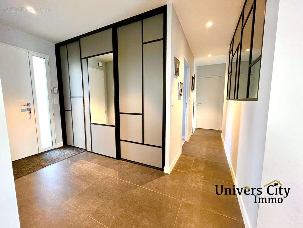 Maison à LE LION-D'ANGERS