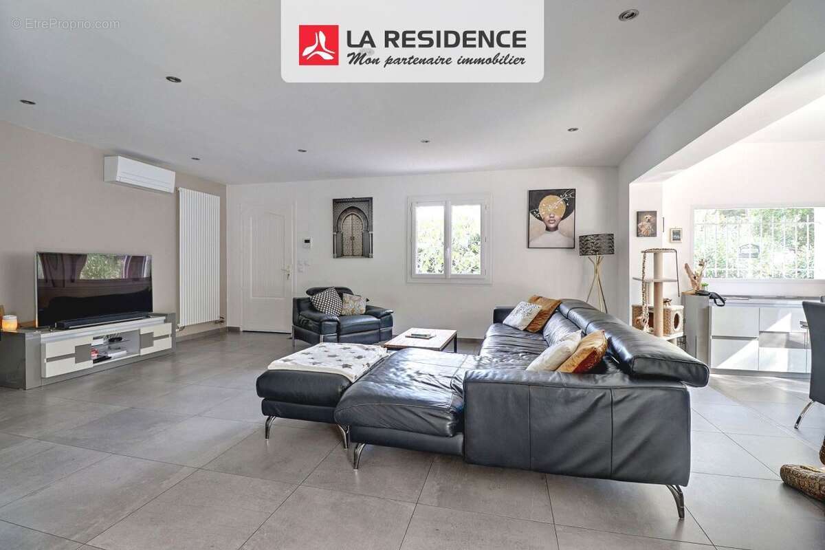 Maison 150 m² à Frejus  - photo 7