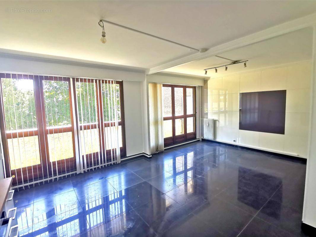 Appartement à CHELLES