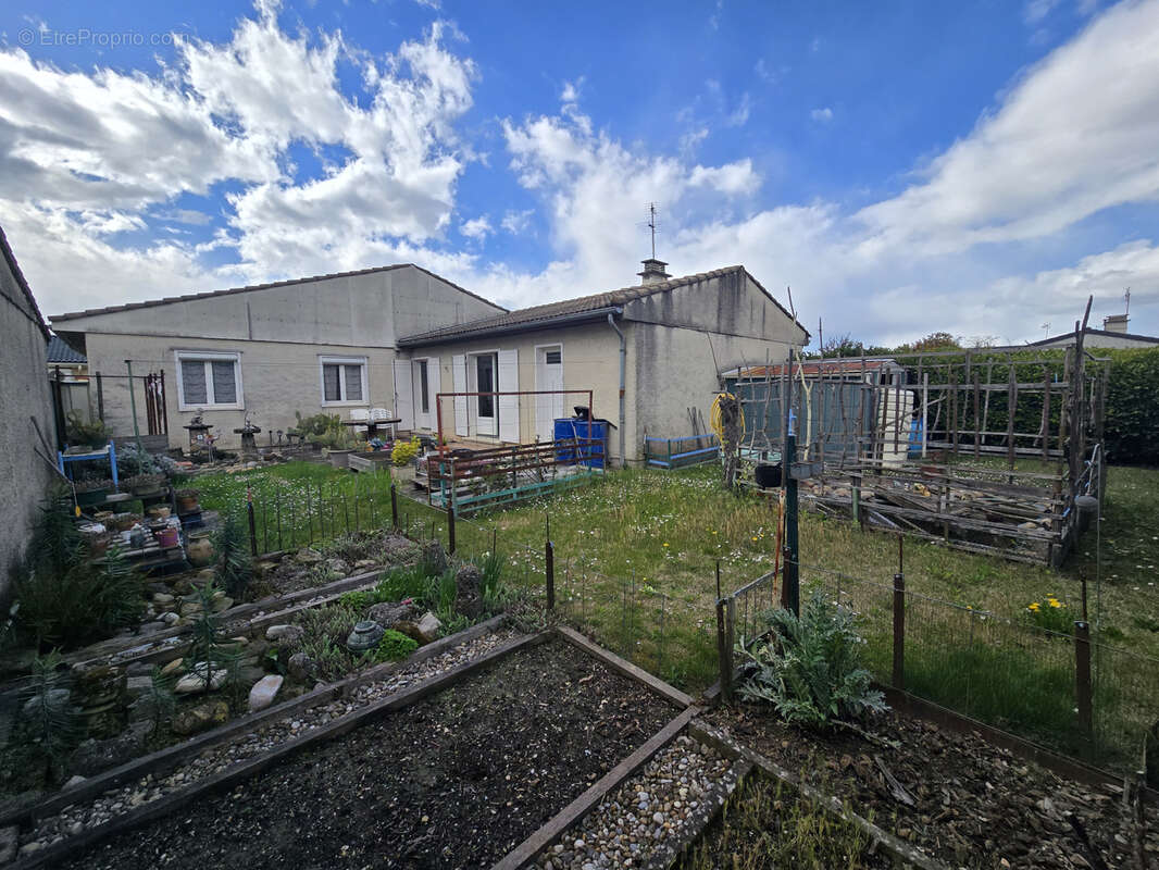 Maison à ROMANS-SUR-ISERE