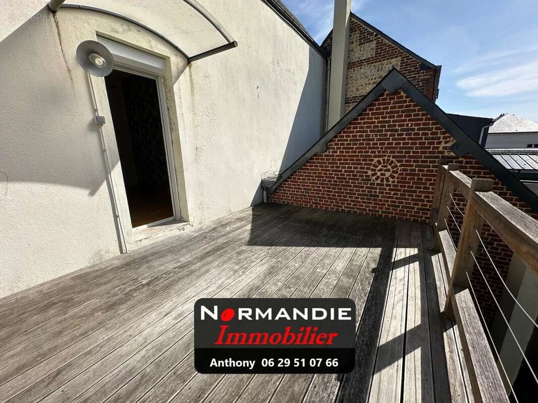 Appartement à LILLEBONNE