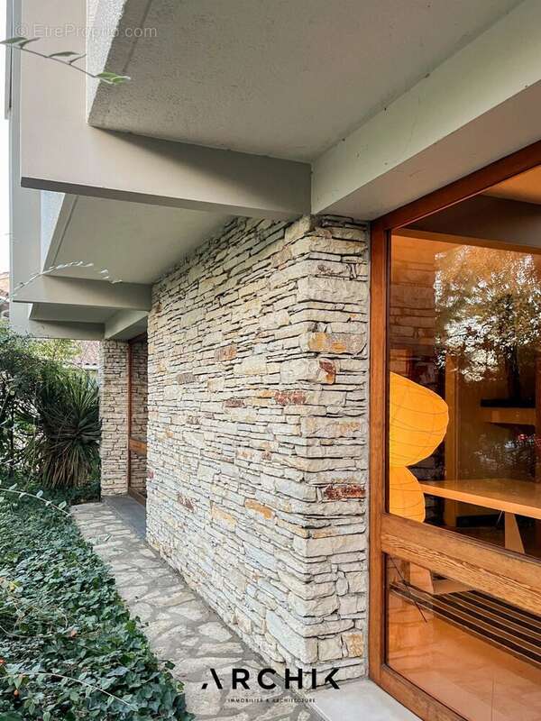 Maison à MIRAMONT-DE-GUYENNE