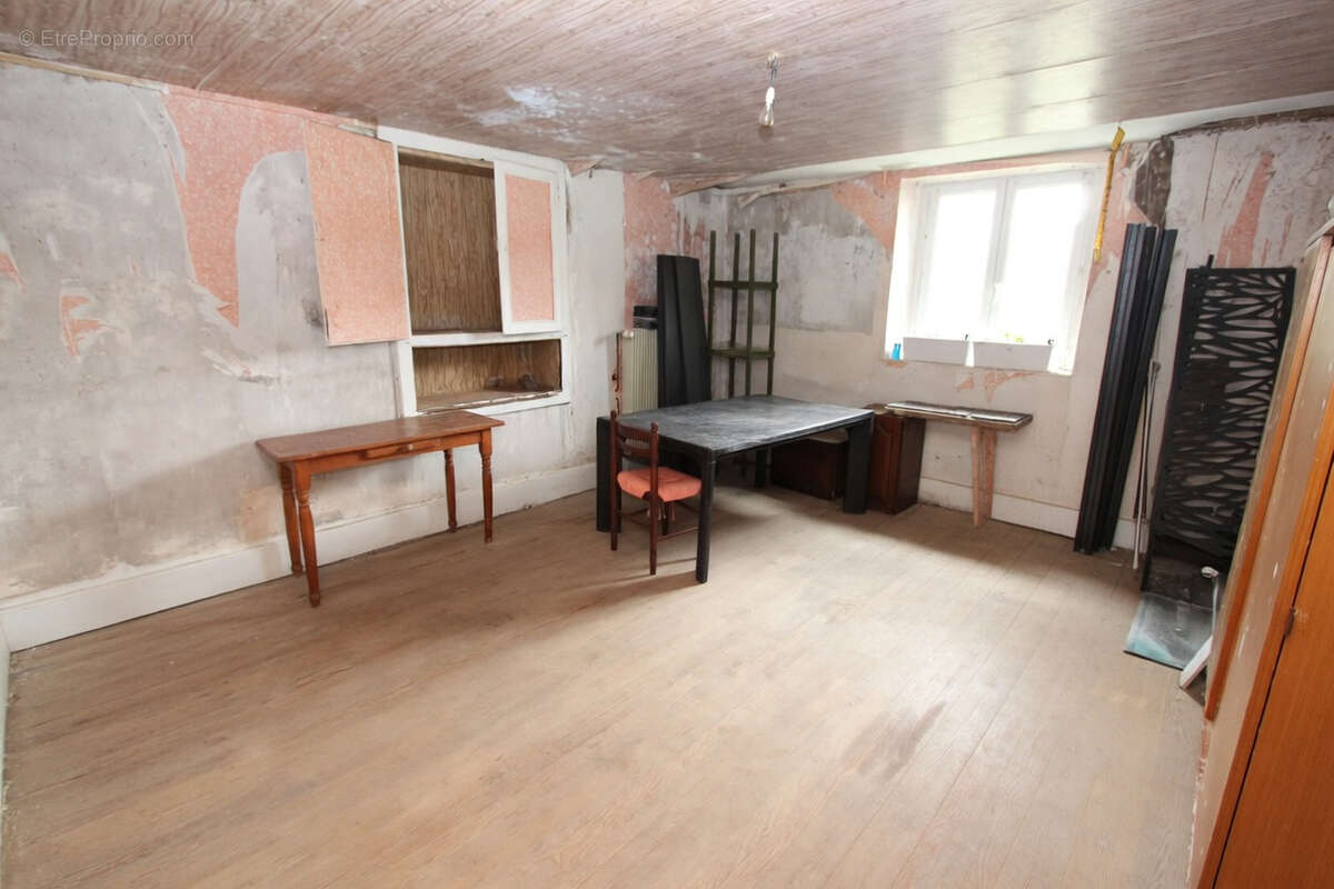 Maison à VAXAINVILLE