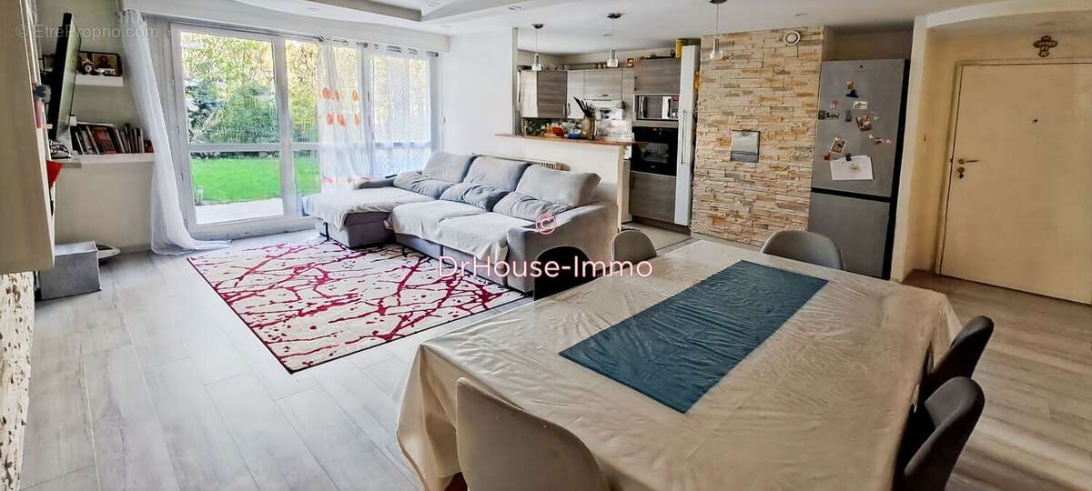 Appartement à CHENNEVIERES-SUR-MARNE