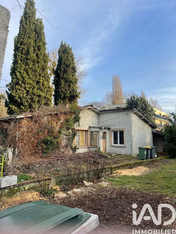 Terrain 398 m² à Antony  - photo 2