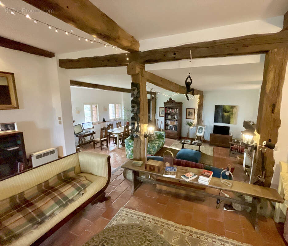 Maisons en pierres avec piscine et superbes vues - photo 2