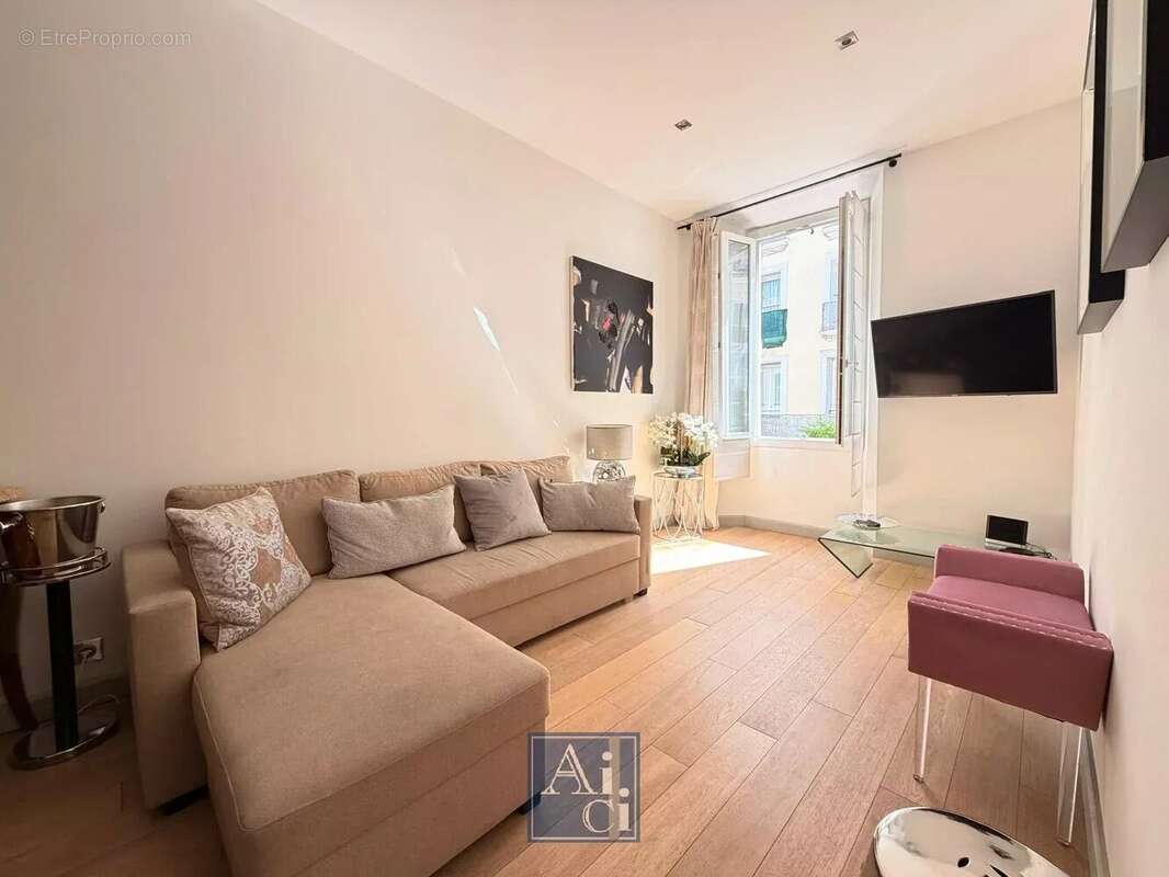 Exclusivité 3 pièces Cannes -  Rue d'Antibes - photo 8