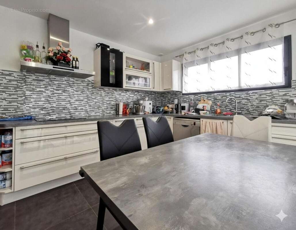 Photo 3 - Maison à SAINT-XANDRE