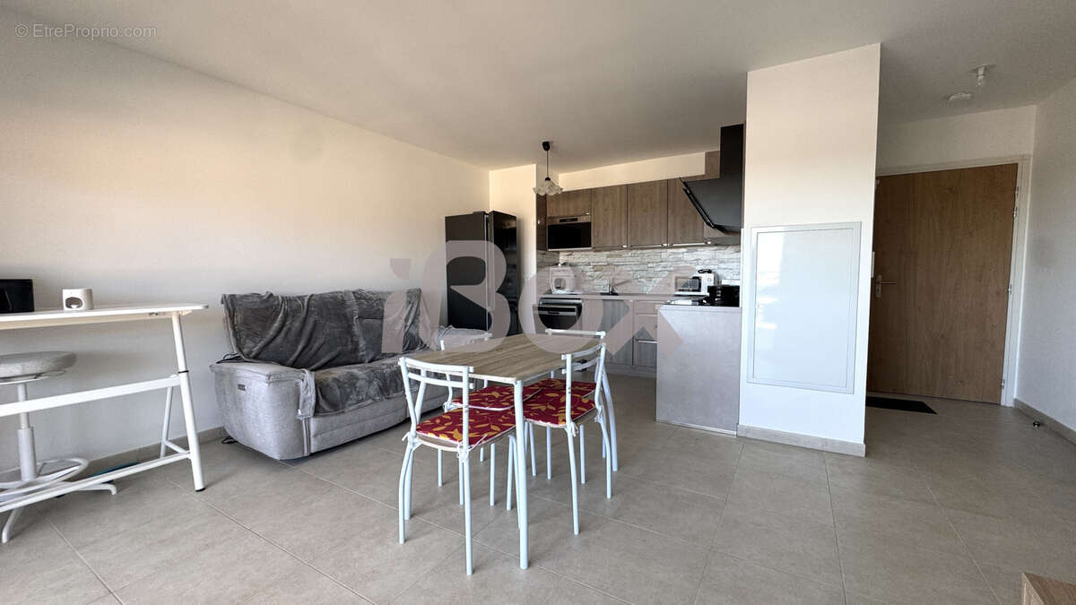 Appartement à HYERES