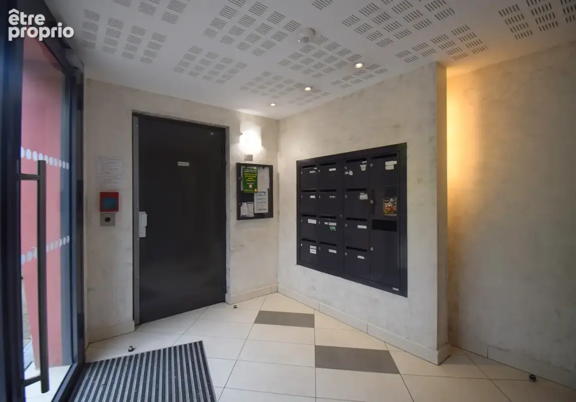 Appartement à vendre 4 pièces AUBERVILLIERS (93) - photo 12