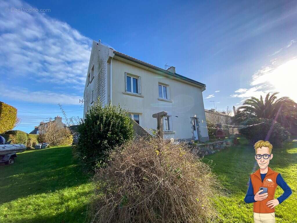 Maison à SAINT-QUAY-PERROS