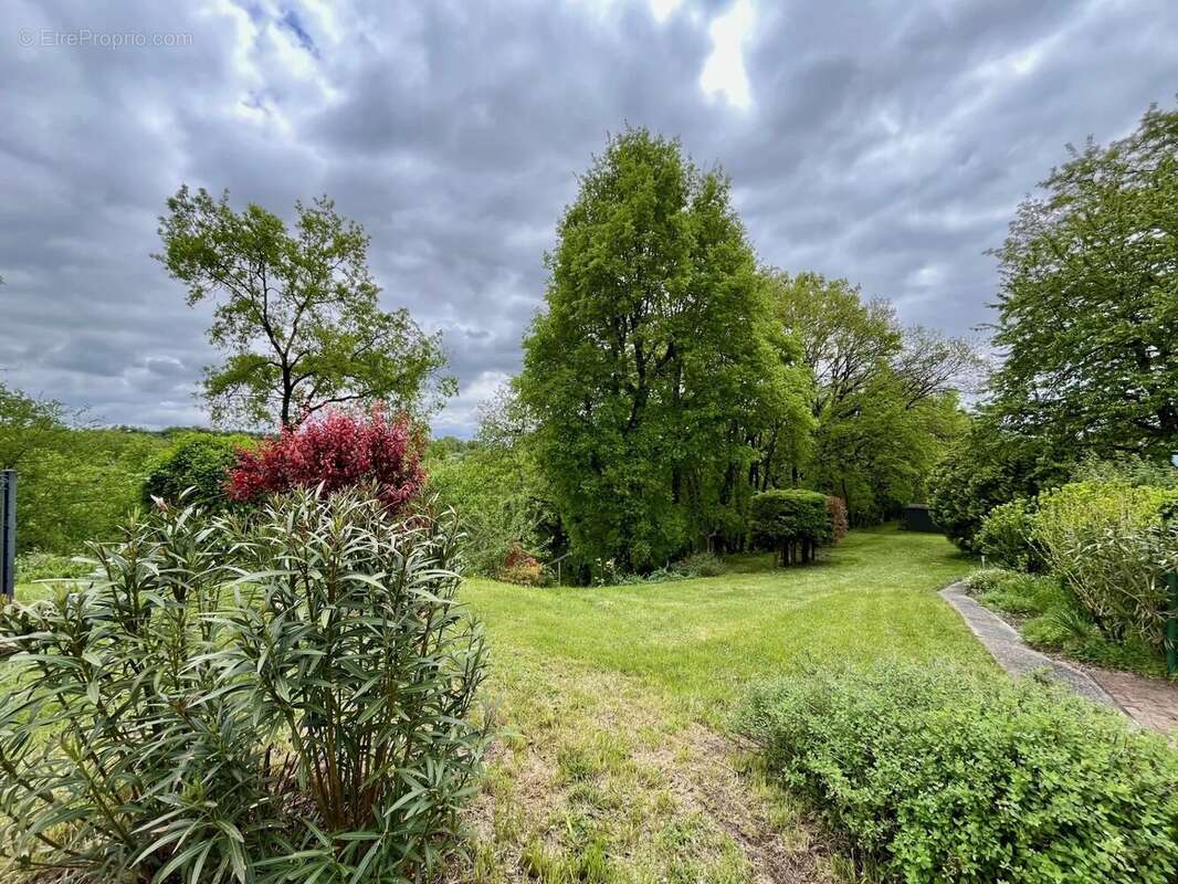 Maison à BOUTEILLES-SAINT-SEBASTIEN