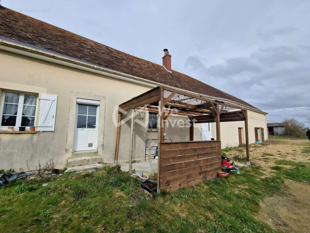 Maison à MEIGNE-LE-VICOMTE