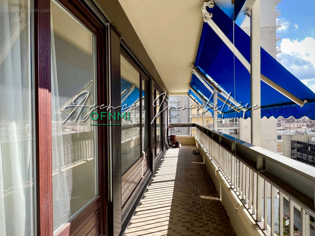 Appartement à SAINT-ETIENNE