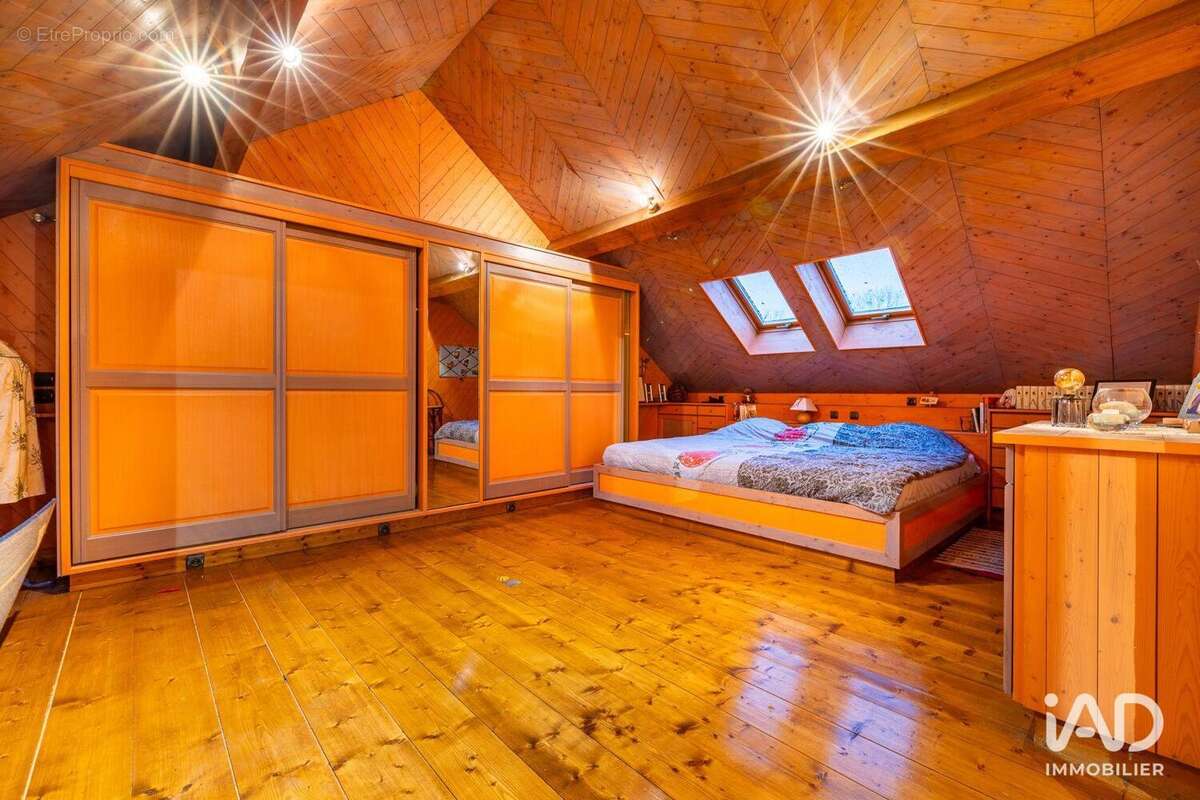 Photo 9 - Commerce à LONGJUMEAU