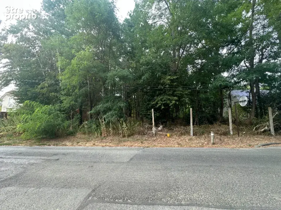 Photo Terrain à Congis-Sur-Therouanne au prix de 127 000€