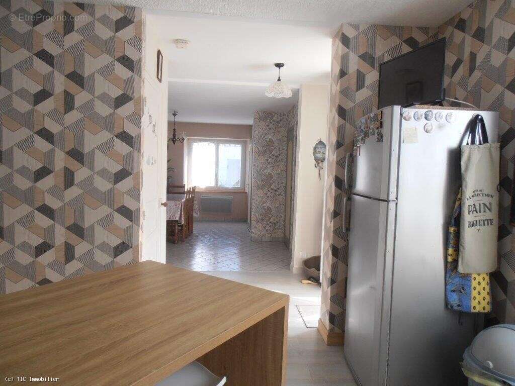 Maison à SAUZE-VAUSSAIS