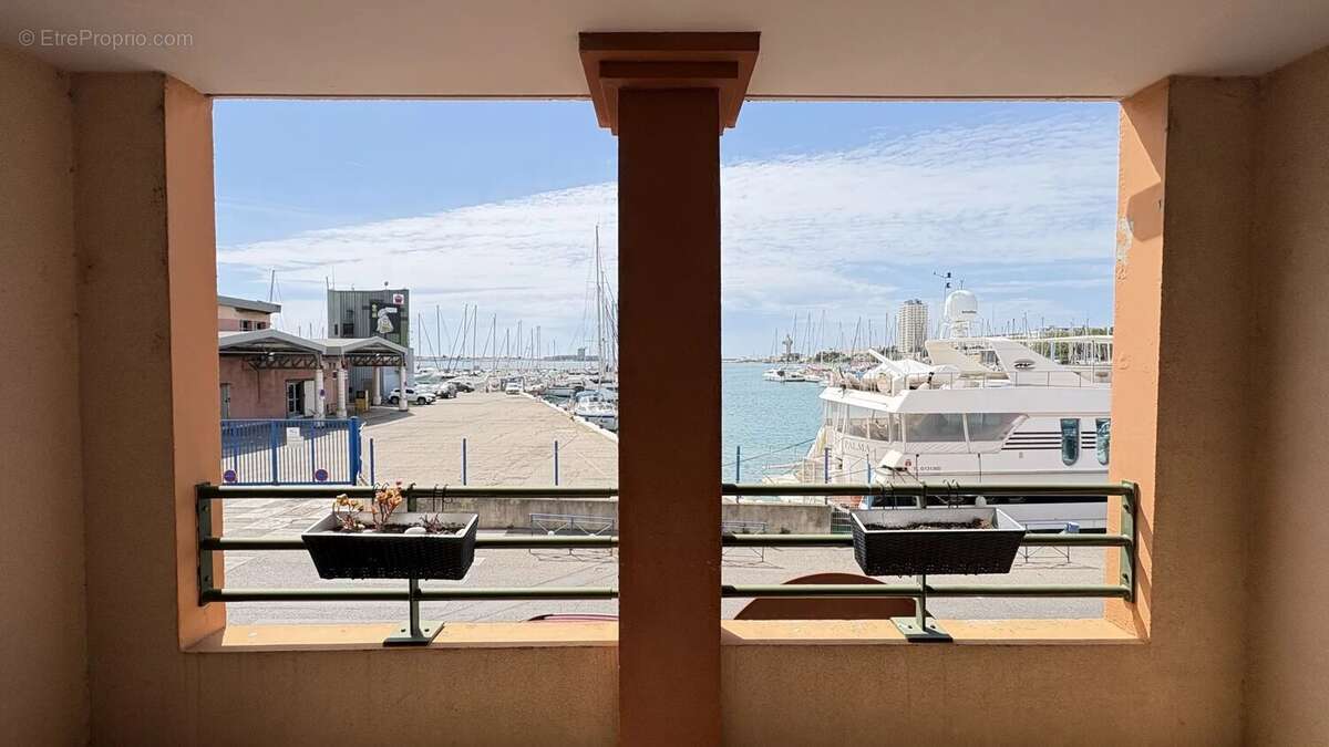 Appartement à PORT-DE-BOUC