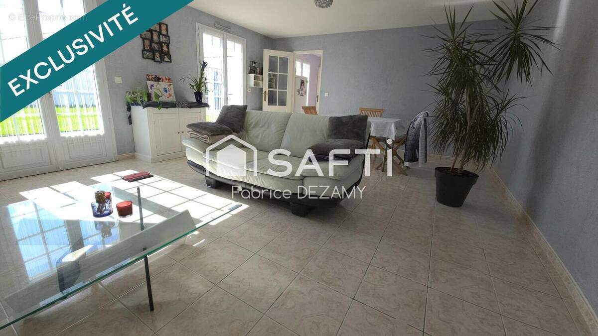 Photo 1 - Maison à CHAMPAGNE-LES-MARAIS