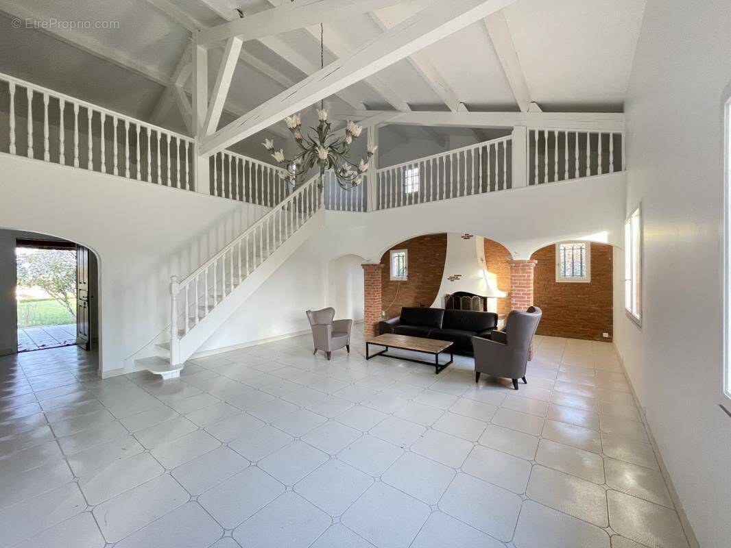 Maison à CASTELMAUROU