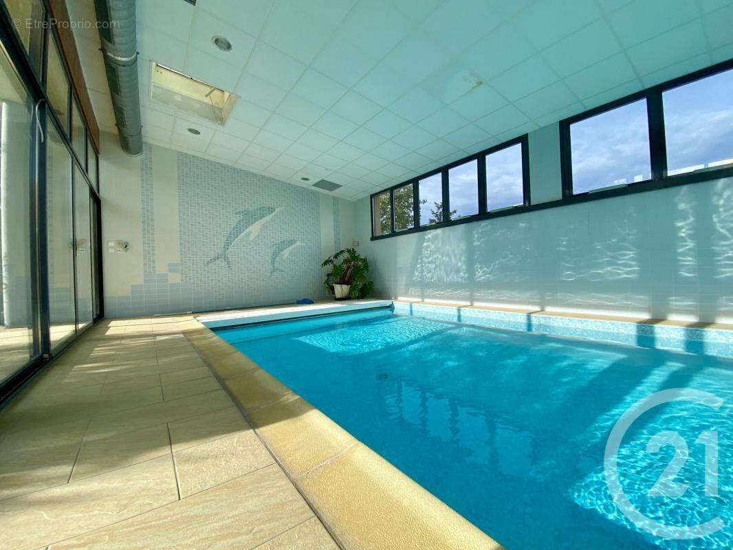 Maison à SAINT-JUNIEN