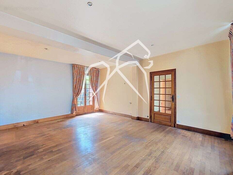 Appartement à CAUDEBEC-LES-ELBEUF