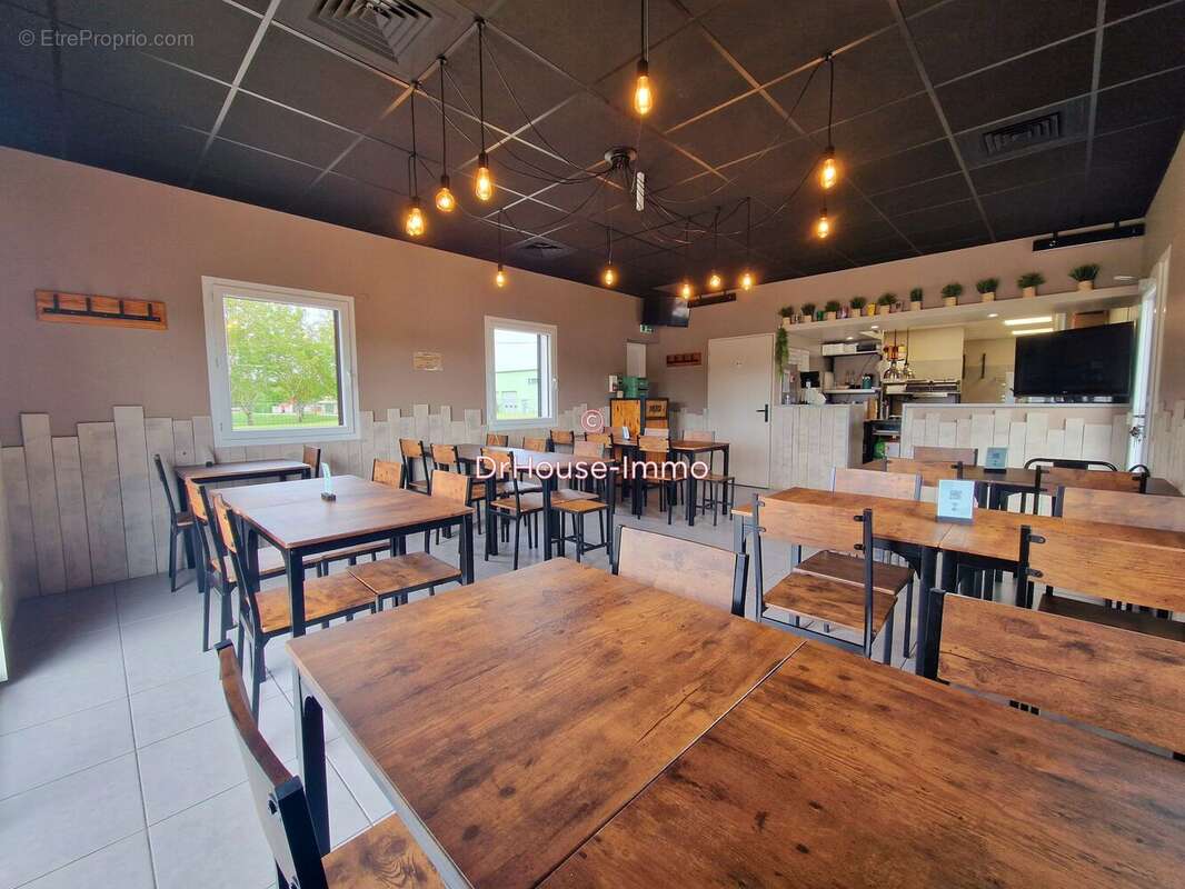 Commerce à CHATILLON-SAINT-JEAN