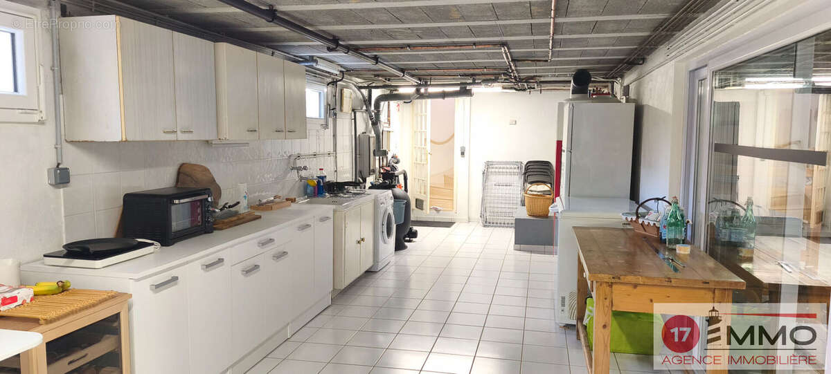 Maison à CROIX-CHAPEAU