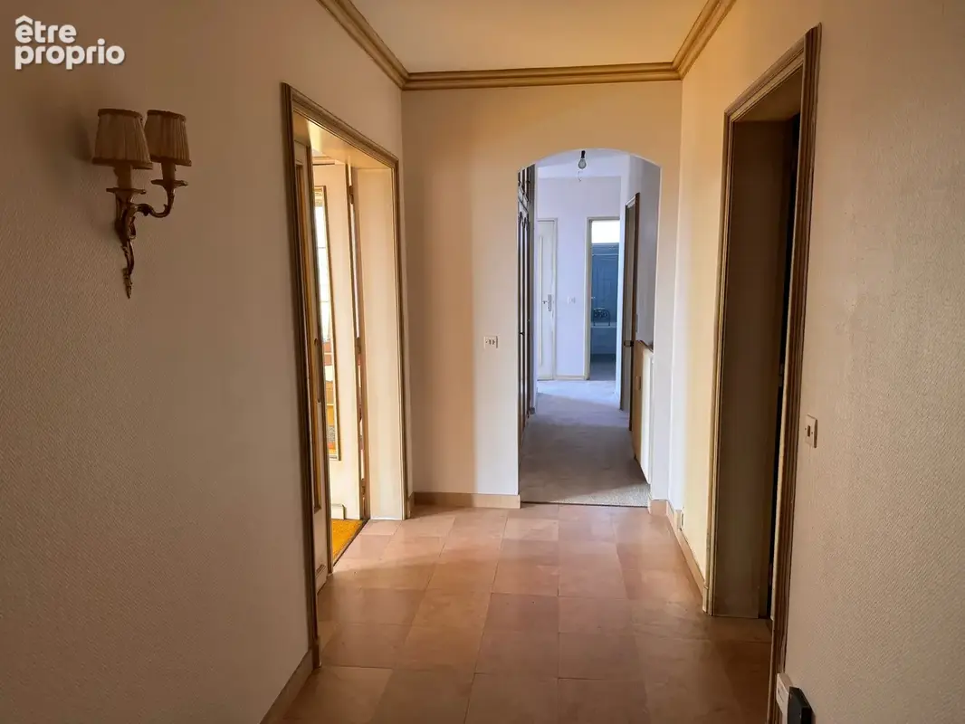 Residence parc du jura  f3 de 100 m2 en attique, 1 cave - photo 8