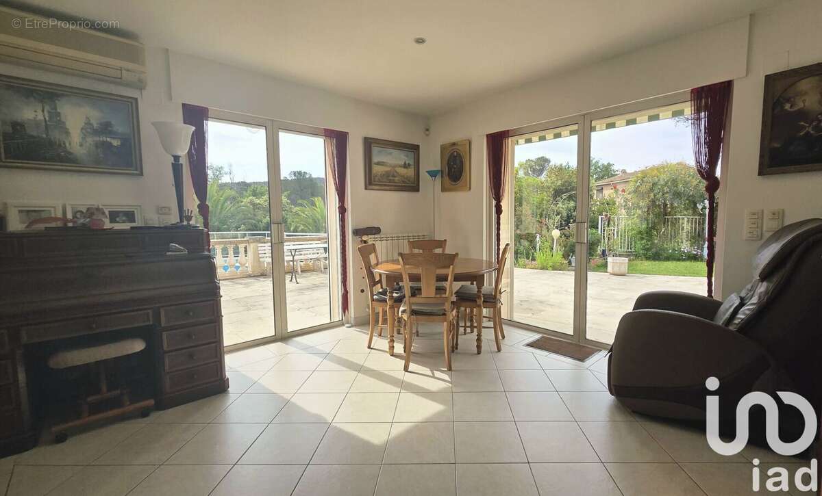 Photo 7 - Maison à SAINT-RAPHAEL