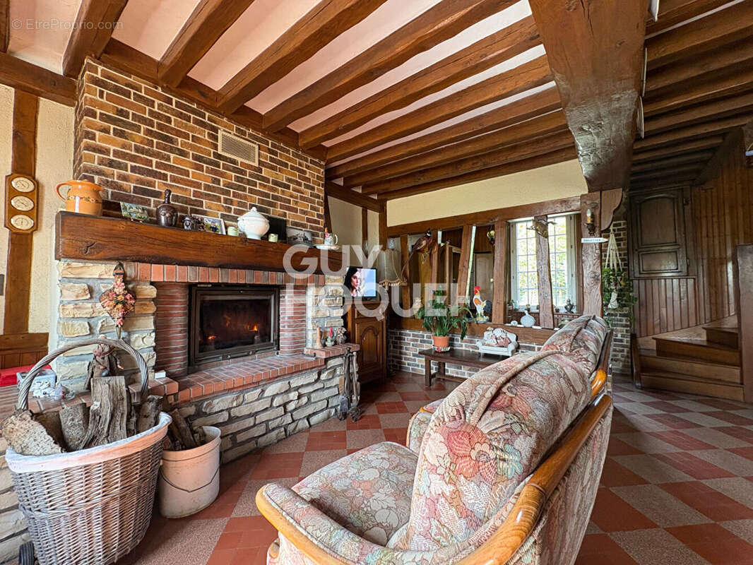 Maison à BRETEUIL