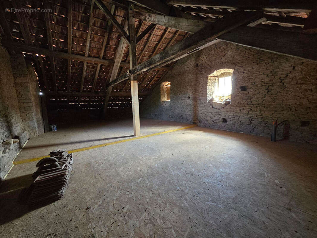 Appartement à MAICHE