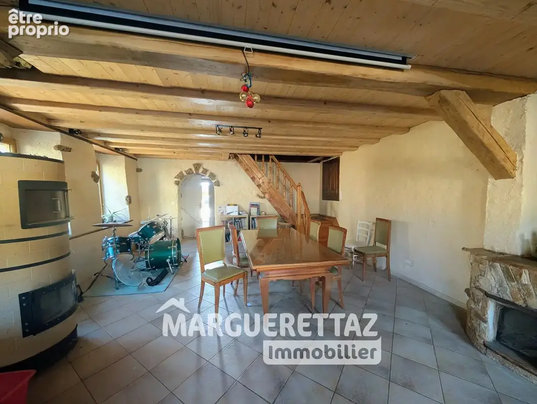 Maison mitoyenne 170m² - ST JEOIRE - photo 5
